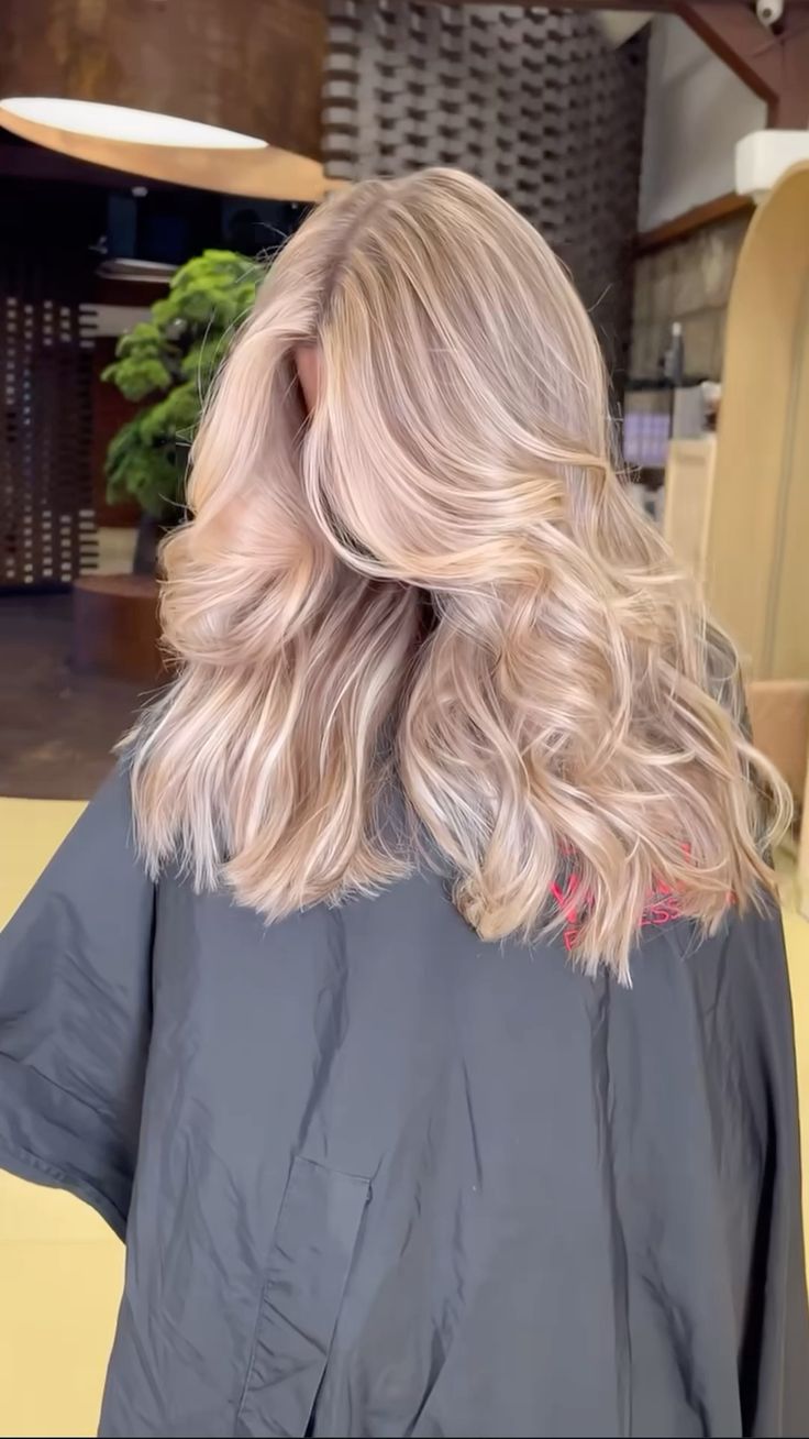 Ξανθά μαλλιά: Οι κορυφαίες τάσεις στα μαλλιά για την Άνοιξη – Καλοκαίρι 2026