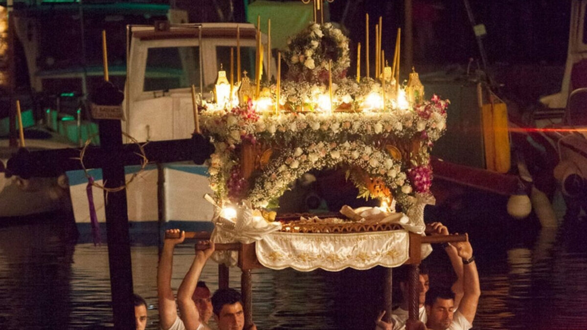 Μεγάλη Παρασκευή: Οι ωραιότεροι επιτάφιοι στην Ελλάδα και η ιστορία τους