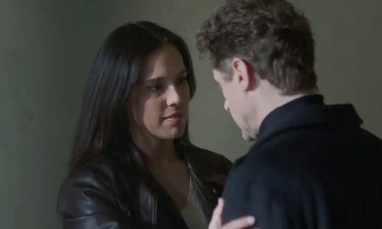 Μια νύχτα μόνο: Η Αλεξάνδρα οπλίζει το χέρι του Οδύσσεα και τελειώνει την Αρετή