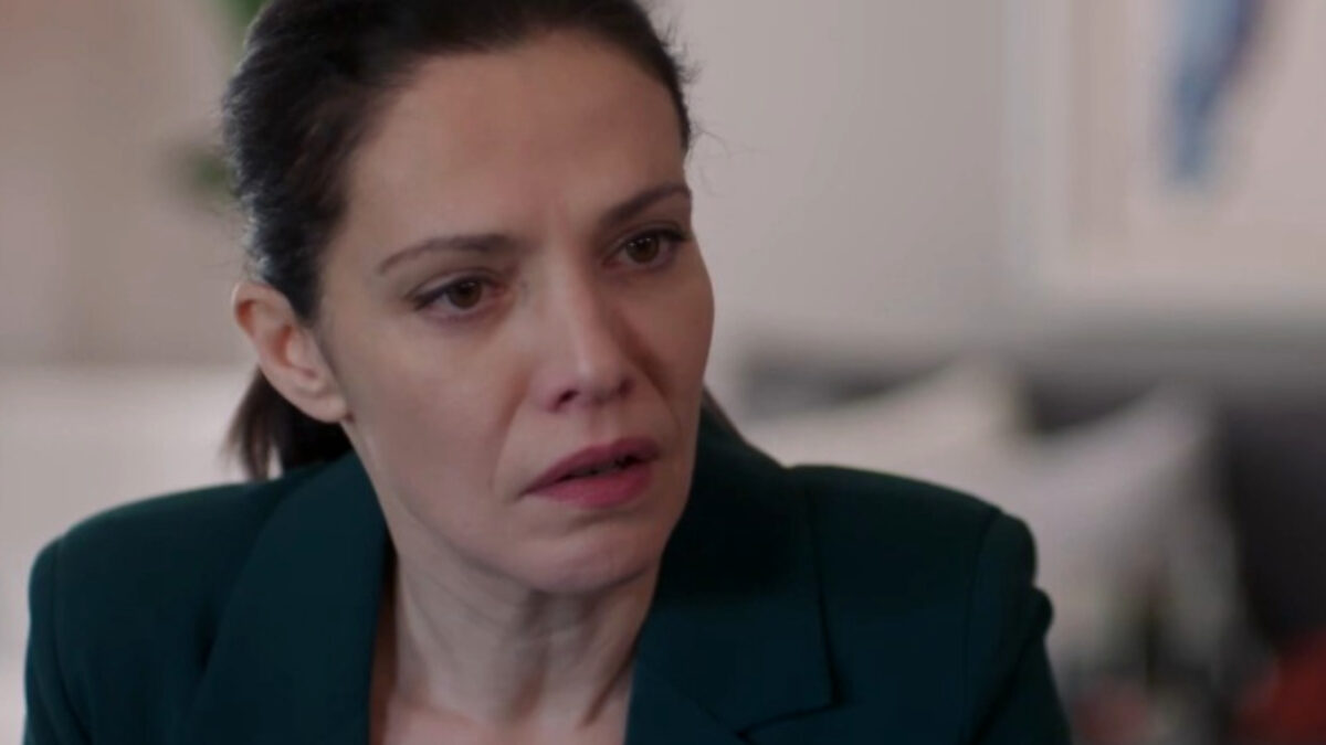 Μια νύχτα μόνο: Η Αρετή προδίδει τον Οδυσσέα κι εκείνος την βγάζει από τη μέση