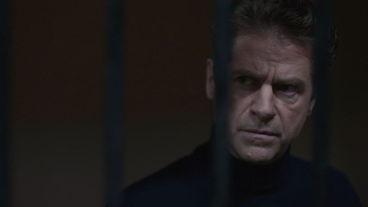 Μία νύχτα μόνο: Οδυσσέας και Σταύρος πιάνονται στα χέρια και γίνονται οι μεγαλύτεροι εχθροί