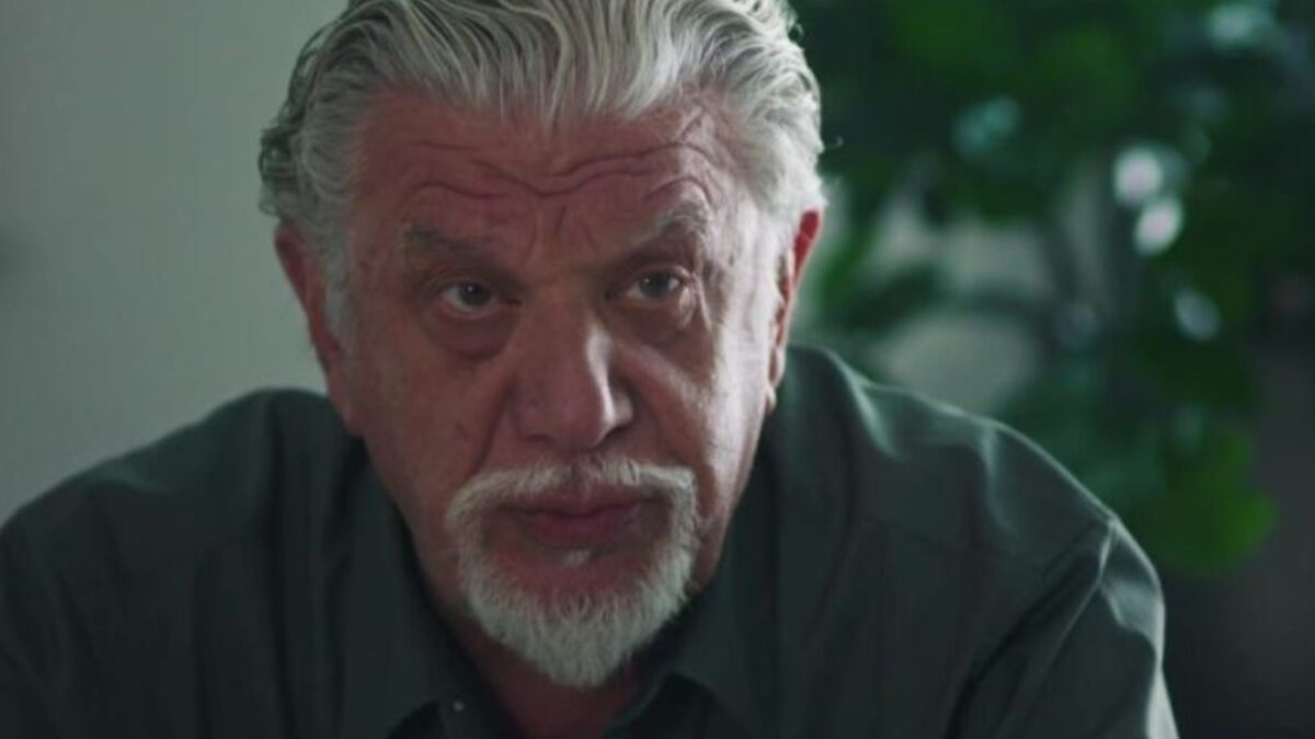 Μια νύχτα μόνο: Τους εγκαταλείπει όλους και φεύγει με την ερωμένη του