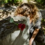 Μπορείς να ανθίσεις μέσα απ’ την απώλεια: Ο τρόπος μου να αντιμετωπίσω το πένθος ήταν να γίνω καλύτερη