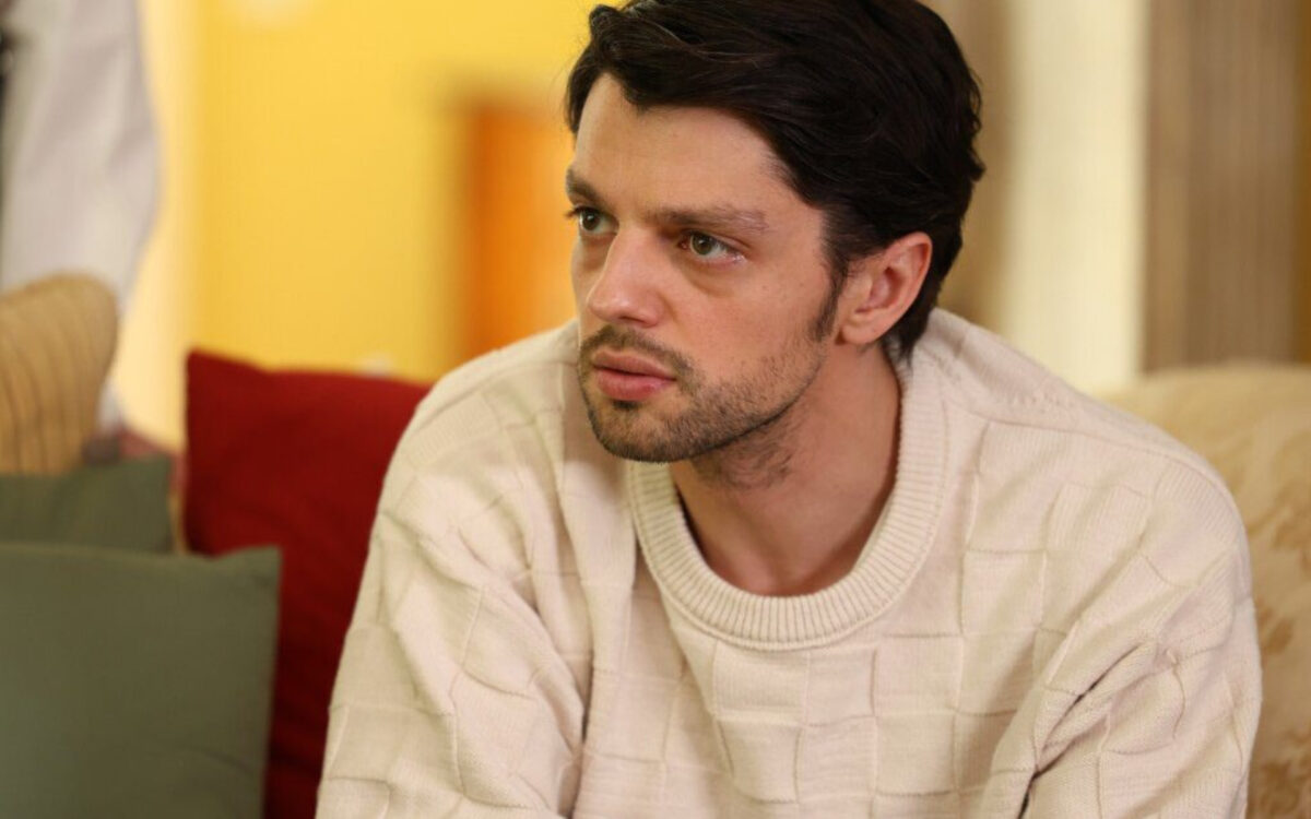 Να μ' αγαπάς: Ο Χάρης εκτός εαυτού την δένει και την αφήνει μέσα στο κρύο για μέρες