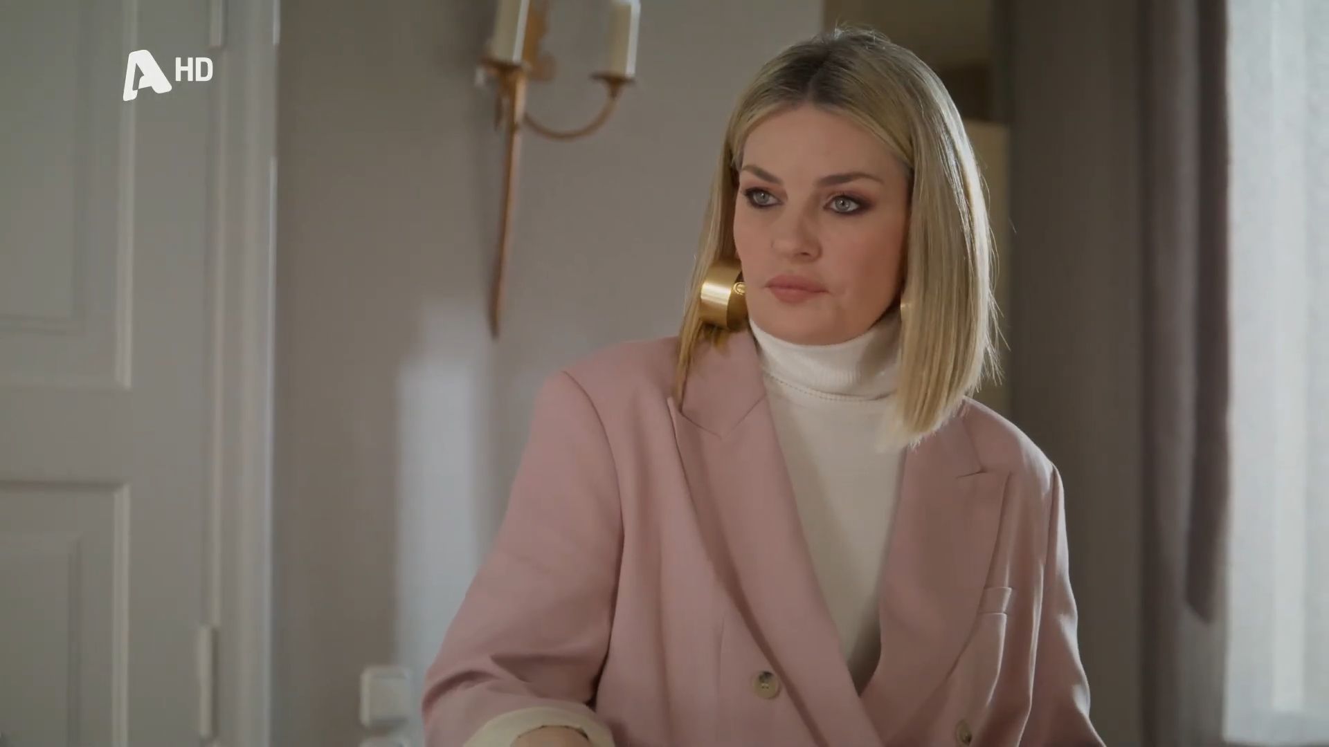 Να μ' αγαπάς-Σοφία- Να μ' αγαπάς-Σοφία-