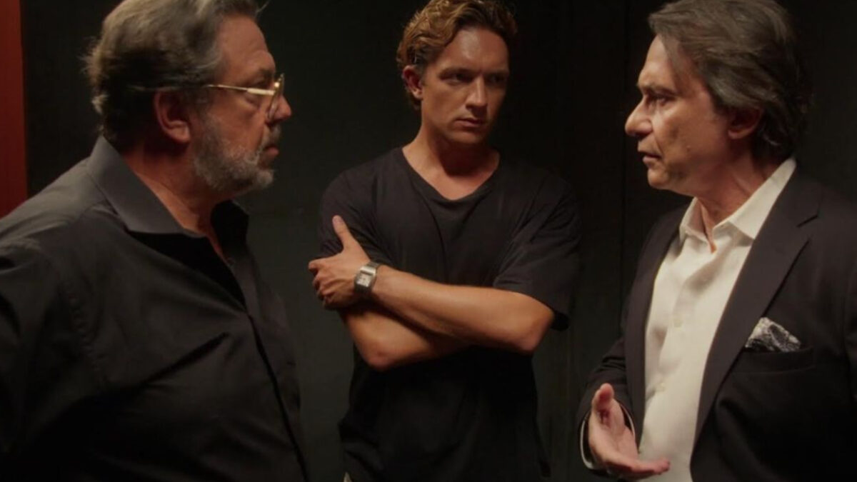 Να μ’ αγαπάς: Θεόφιλος και Άγγελος κάνουν ανακωχή και συμμαχούν