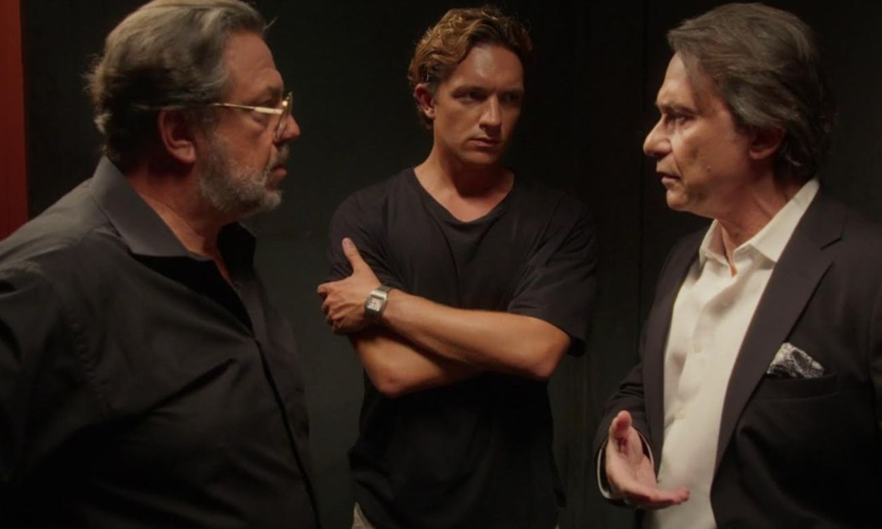 Να μ’ αγαπάς: Θεόφιλος και Άγγελος κάνουν ανακωχή και συμμαχούν