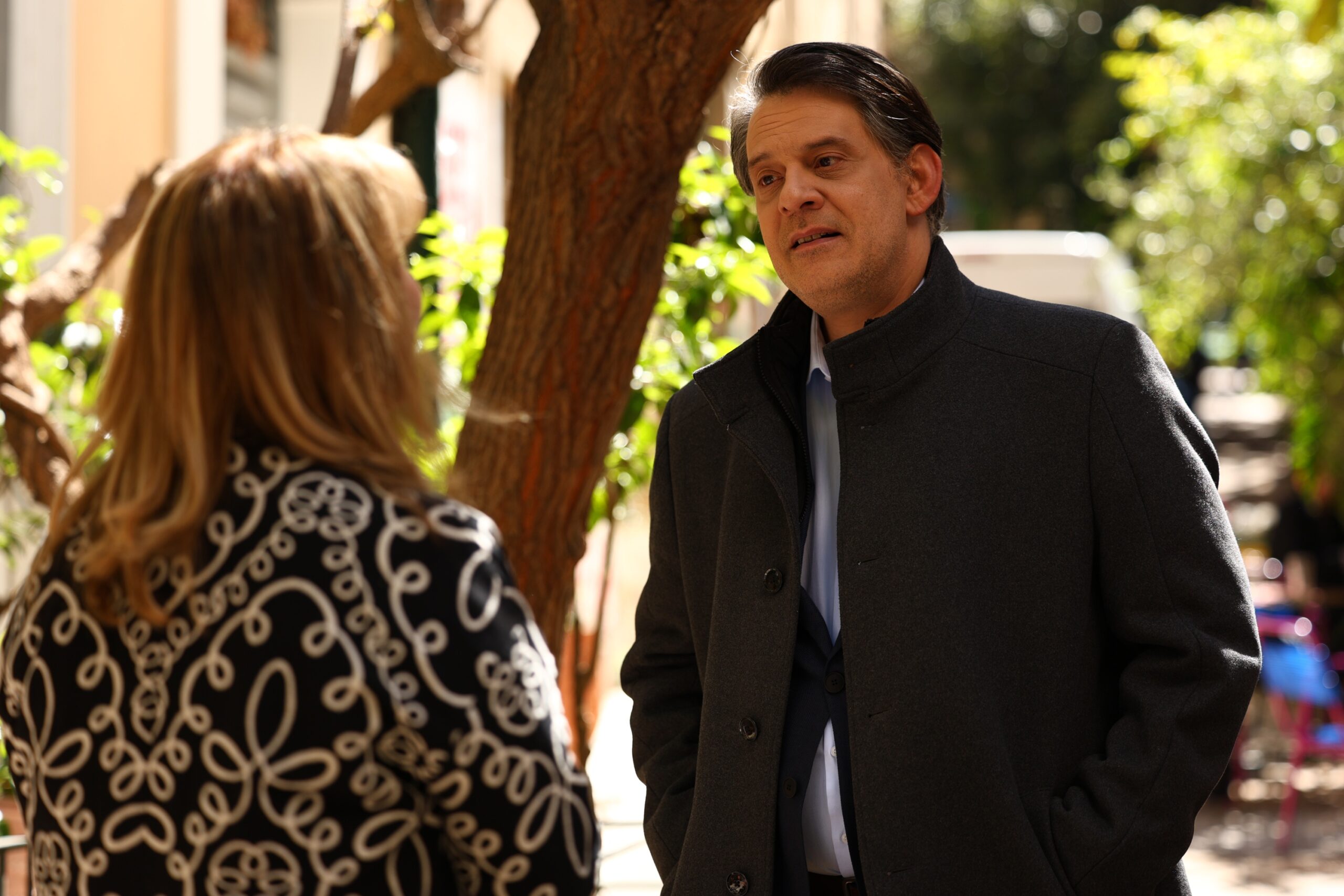 Να μ’ αγαπάς-Μιχάλης-