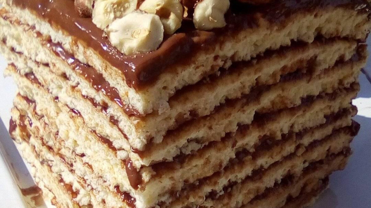 Ναπολέων με ζύμη γιαουρτιού και κρέμα σοκολάτα