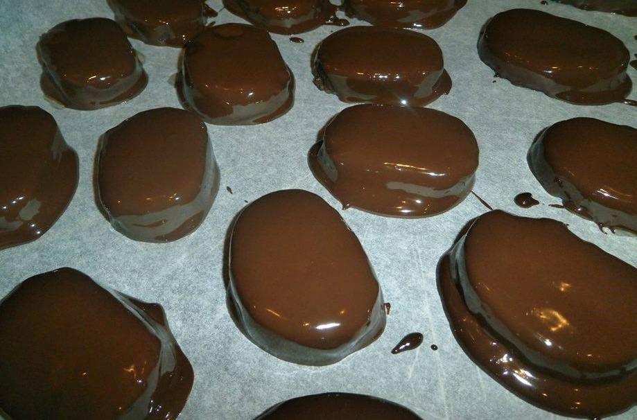 Νηστίσιμα γλυκά για τη Μεγάλη Εβδομάδα- 25 συνταγές από χαλβά, γαλακτομπούρεκο και κέικ μέχρι μπισκοτόγλυκα