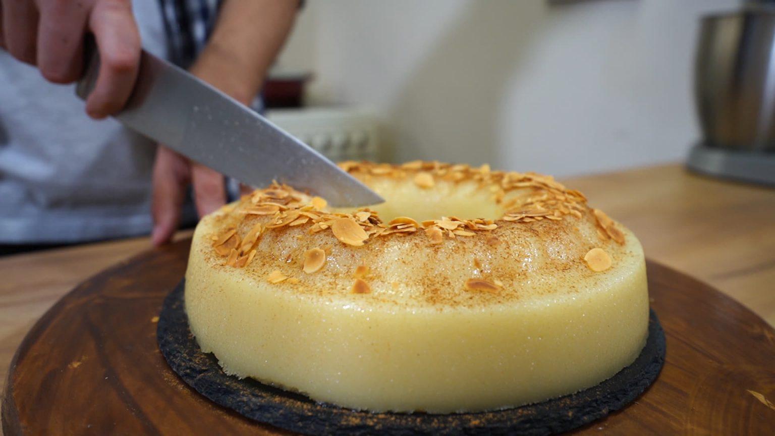 Νηστίσιμα γλυκά για τη Μεγάλη Εβδομάδα- 25 συνταγές από χαλβά, γαλακτομπούρεκο και κέικ μέχρι μπισκοτόγλυκα