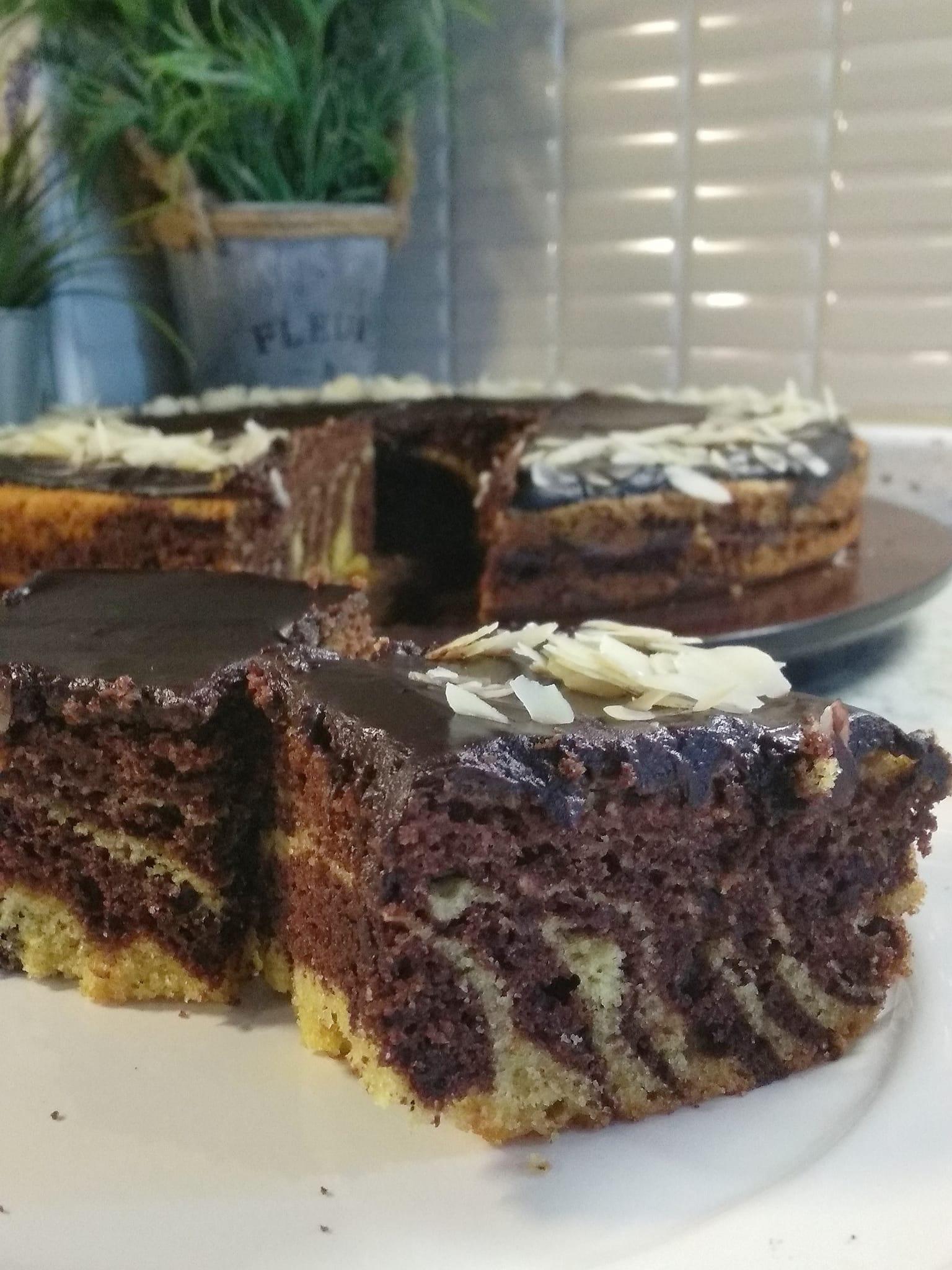 Νηστίσιμα γλυκά για τη Μεγάλη Εβδομάδα- 25 συνταγές από χαλβά, γαλακτομπούρεκο και κέικ μέχρι μπισκοτόγλυκα