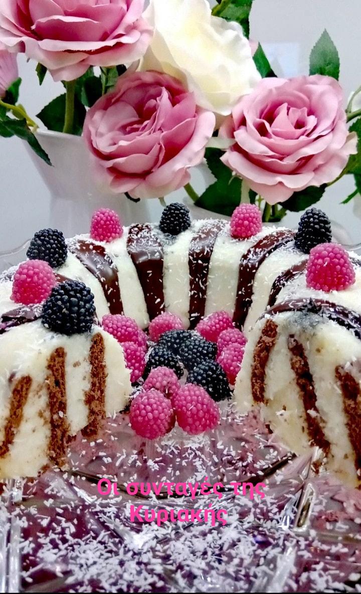 Νηστίσιμα γλυκά για τη Μεγάλη Εβδομάδα- 25 συνταγές από χαλβά, γαλακτομπούρεκο και κέικ μέχρι μπισκοτόγλυκα