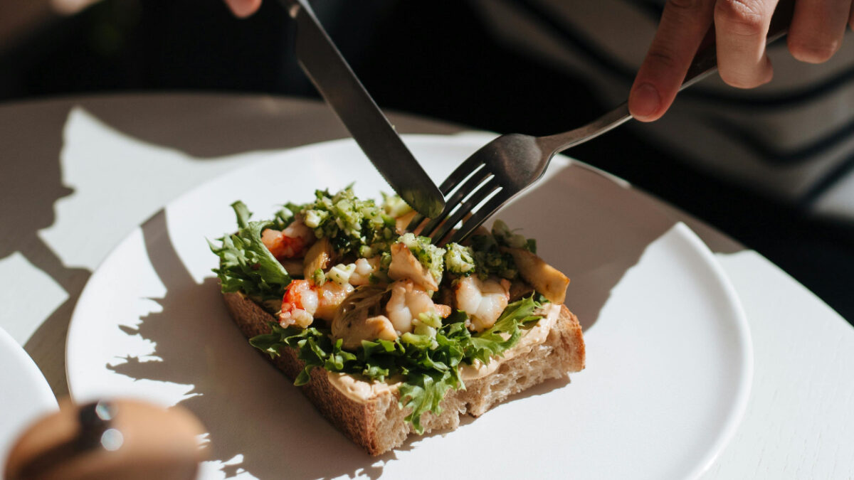 Οι 9 τροφές που δεν πάει το μυαλό μας κι όμως ευθύνονται για τη συνεχή πείνα μας: Είναι οι μεγαλύτεροι εχθροί για αδυνάτισμα