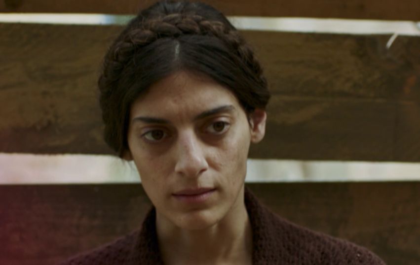 Οι Αθώοι: Ο Γιάννος λιθοβολείται από όλο το χωριό για τον φόνο του Αράθυμου