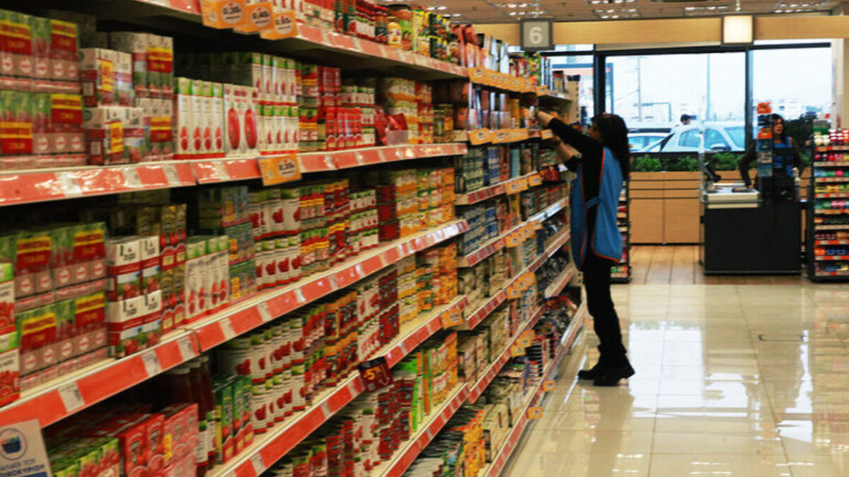 Πάσχα 2026: Χωρίς τράπεζες για 4 ημέρες- Τι ισχύει για τα σούπερ μάρκετ