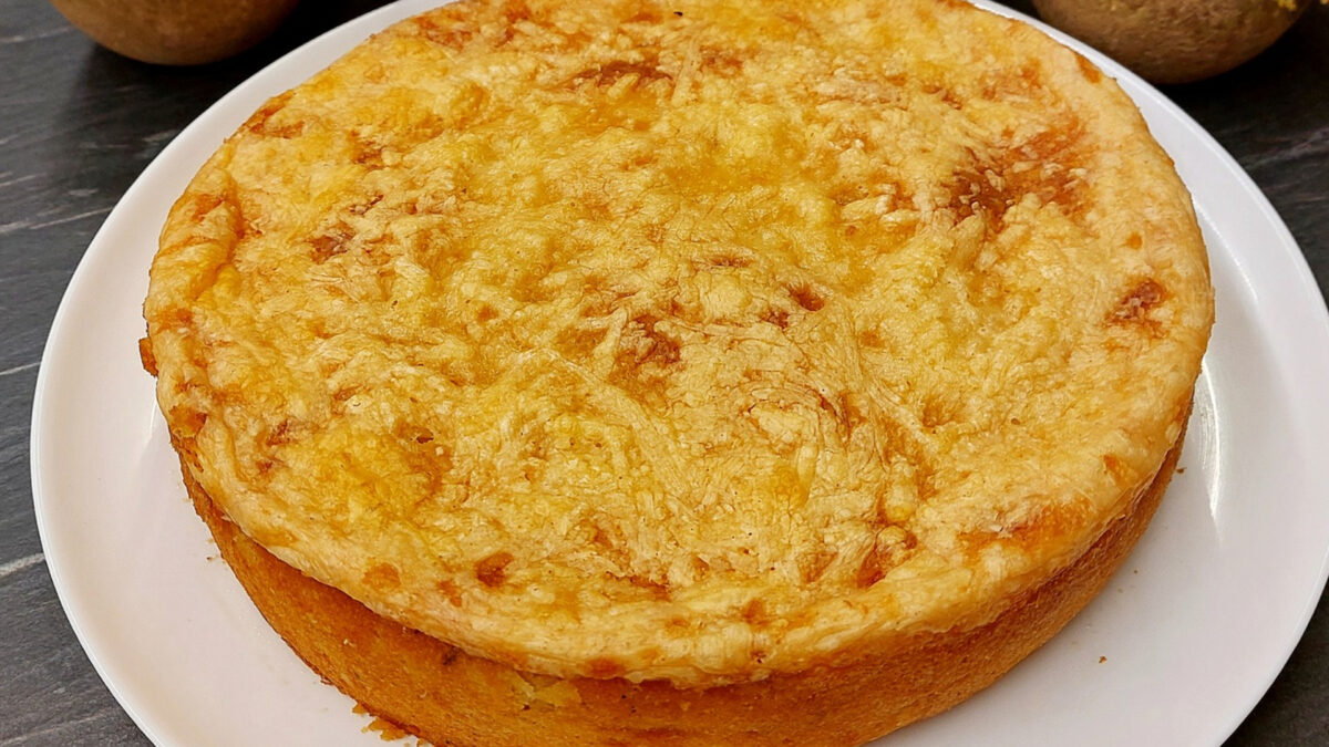 Πατατόπιτα χωρίς φύλλο με τυριά και αλλαντικά