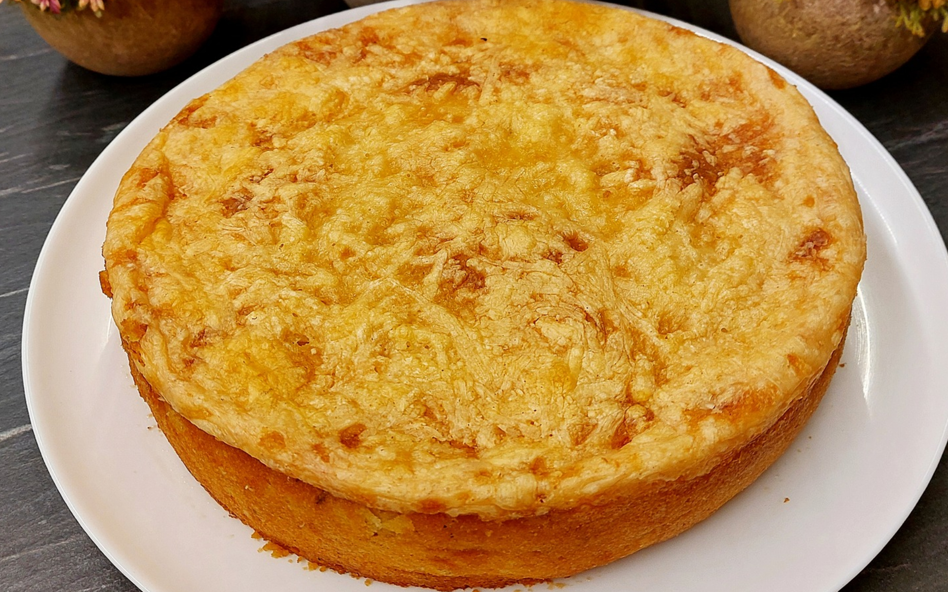 Πατατόπιτα χωρίς φύλλο με τυριά και αλλαντικά