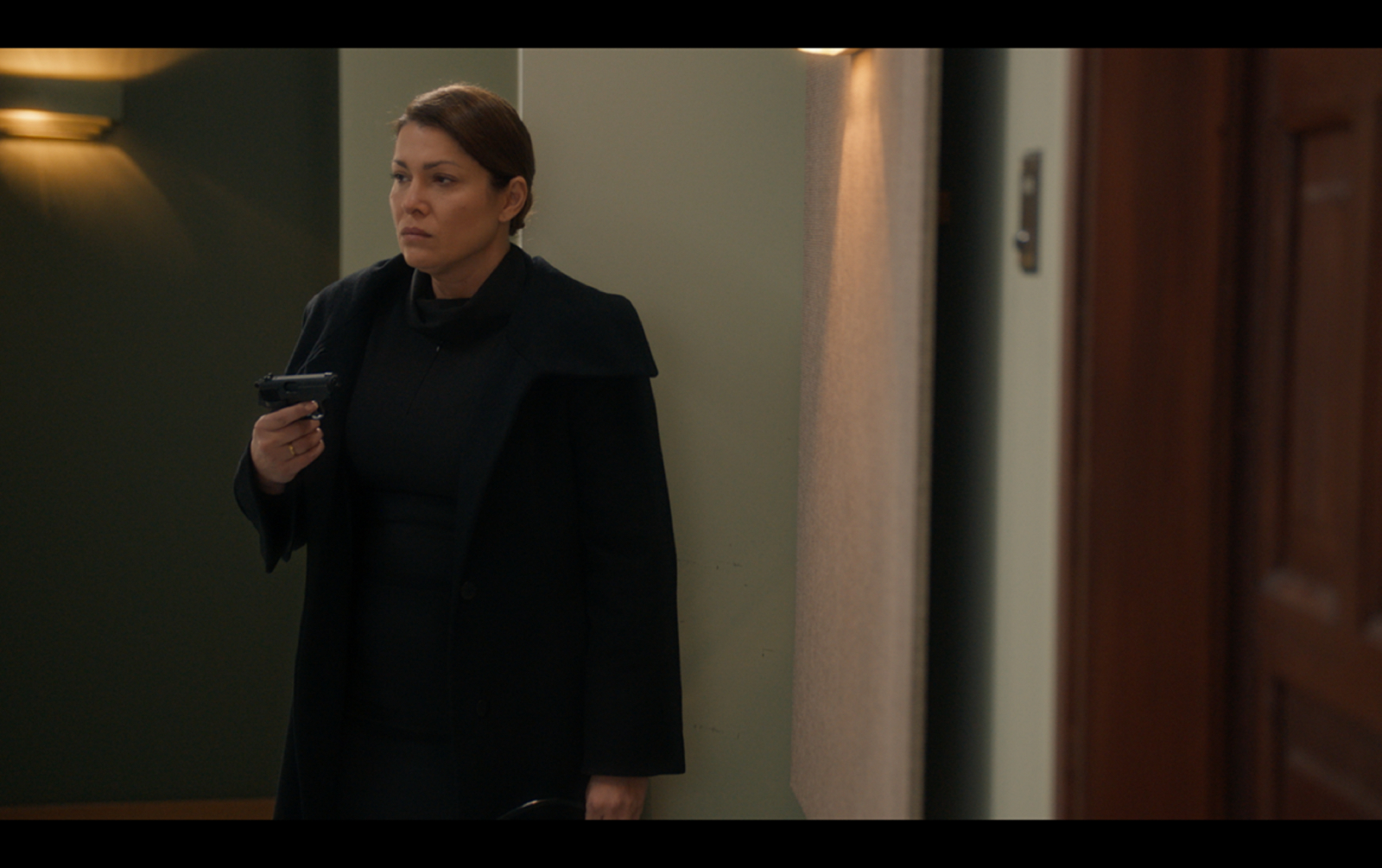 Πόρτο Λεόνε: Η Λένα είναι έτοιμη να τους βγάλει όλους από τη μέση για να πάρει πίσω το παιδί