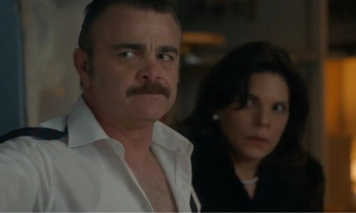 Πόρτο Λεόνε: Στελάρας και Αλεξάνδρα γίνονται κακοποιοί