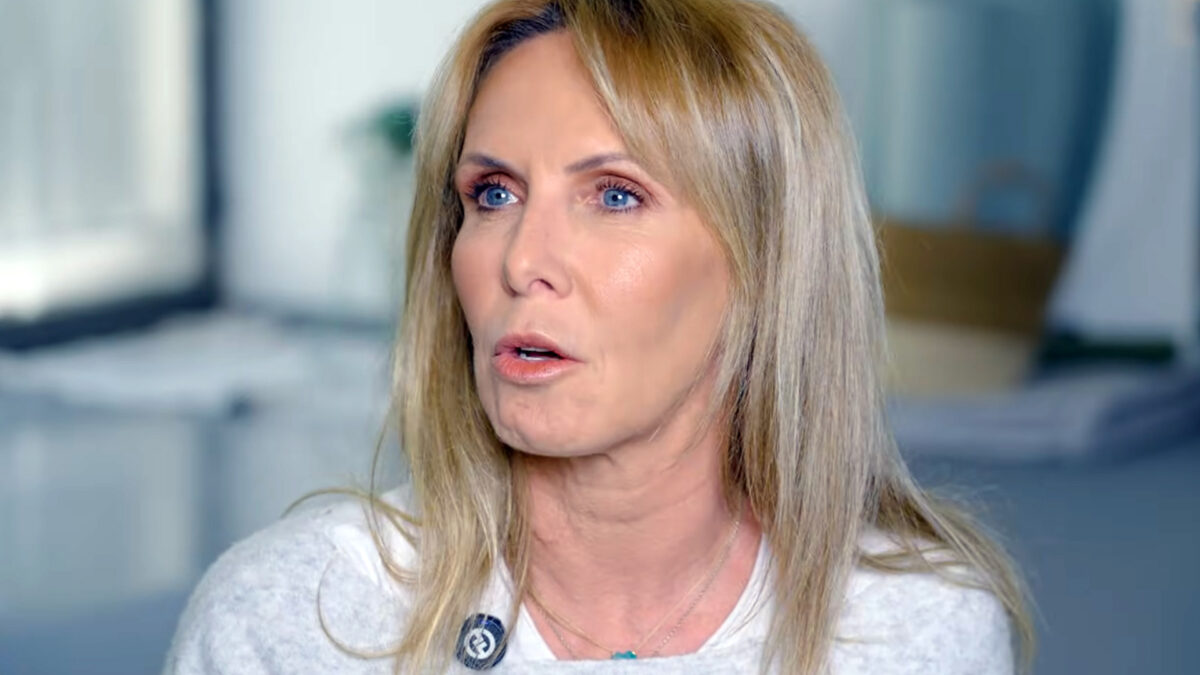 Σοκάρει η Εβελίνα Παπούλια με τη μεταθανάτια εμπειρία που βίωσε- «Πέθανα στον ύπνο μου» (βίντεο)