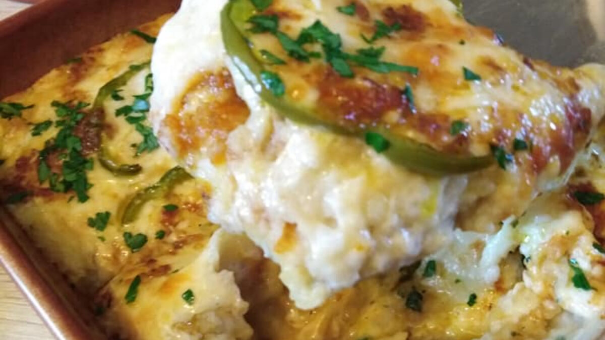 Σουφλέ με xοιρινό και πουρέ : Οικονομική συνταγή με μαγειρεμένο χοιρινό