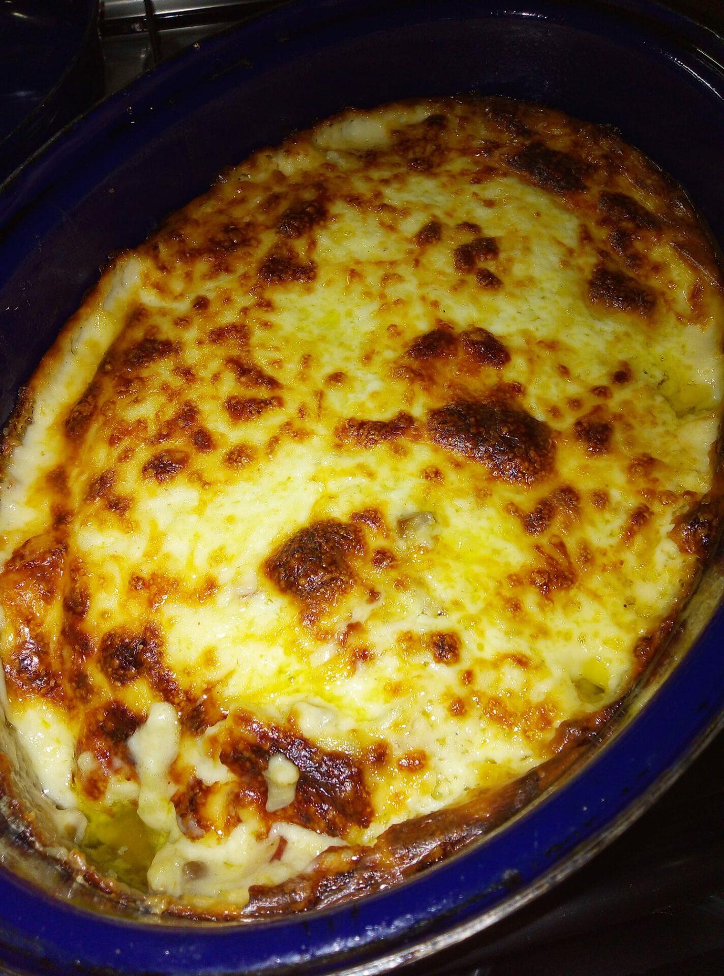 Συνοδευτικά για το Πασχαλινό τραπέζι- 35 συνταγές από πατάτες, σαλάτες και σουφλέ μέχρι ντολμαδάκια