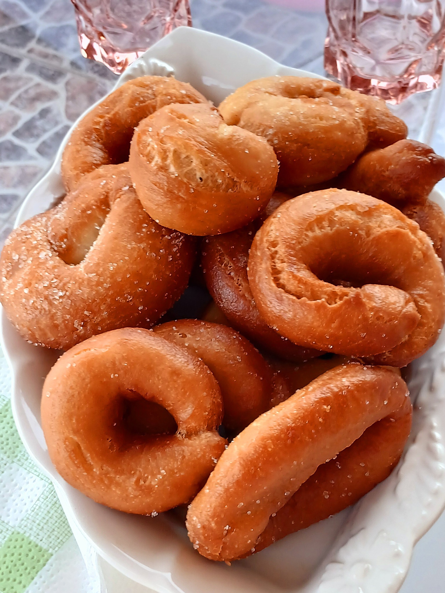 Τα παραδοσιακά κουλουράκια της γιαγιάς στο τηγάνι