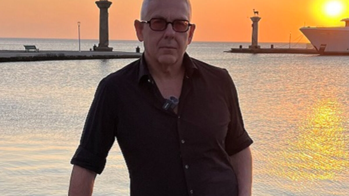 Τάσος Δούσης για την αδικοχαμένη Μυρτώ: «Όσοι λένε ότι το κοριτσάκι έφταιγε είναι καθάρματα»