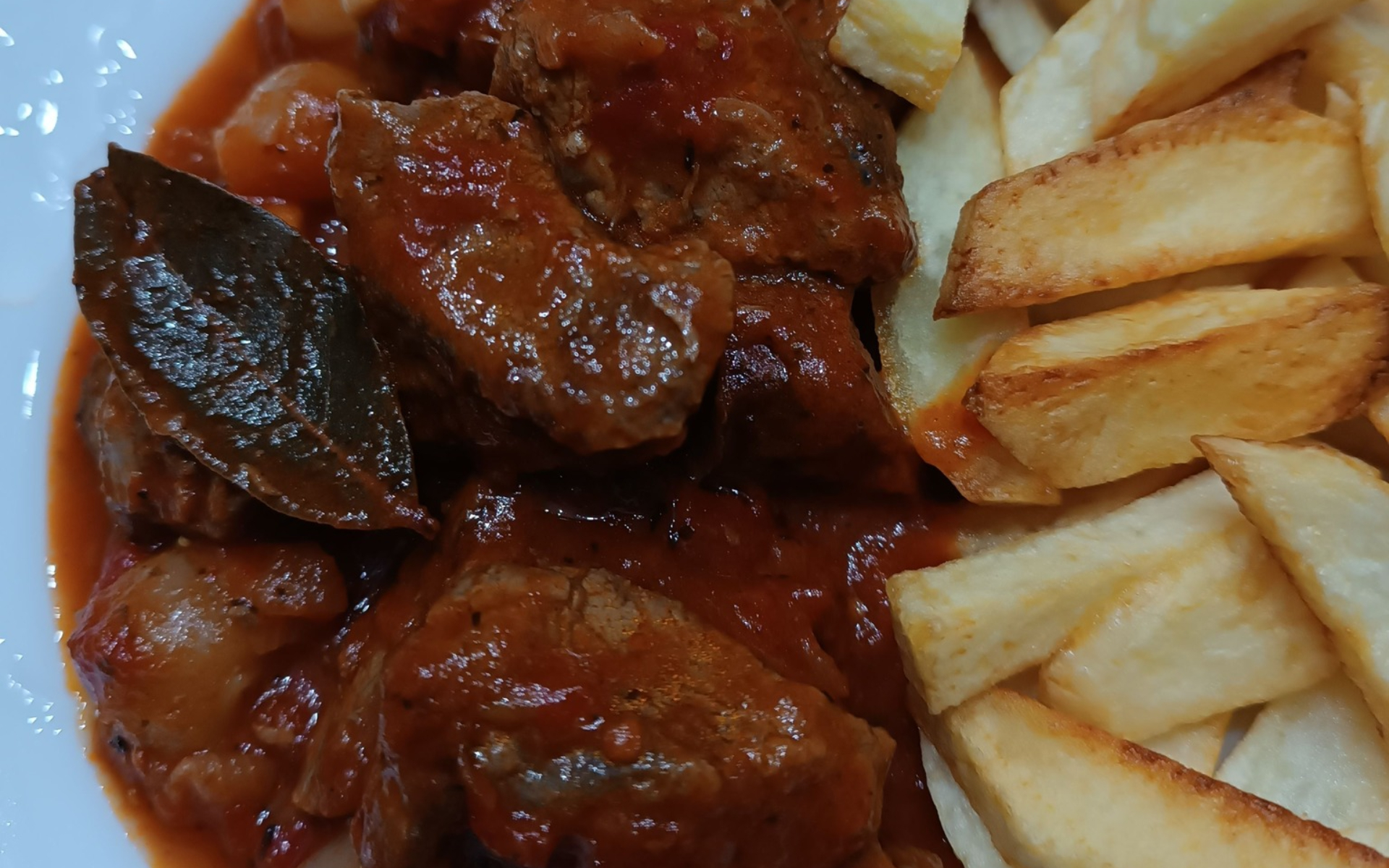 Το μερακλήδικο μεσημεριανό της Κυριακής: Τας κεμπάπ με τηγανιτές πατάτες