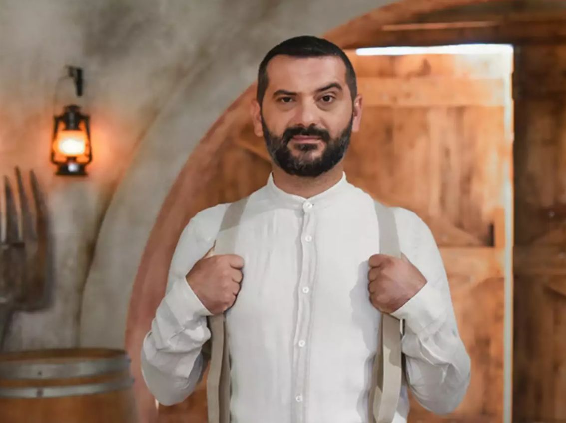 Το μυστικό υλικό του Λεωνίδα Κουτσόπουλου για να ψήσεις το καλύτερο Πασχαλινό αρνί που σίγουρα δε πάει ο νους σου