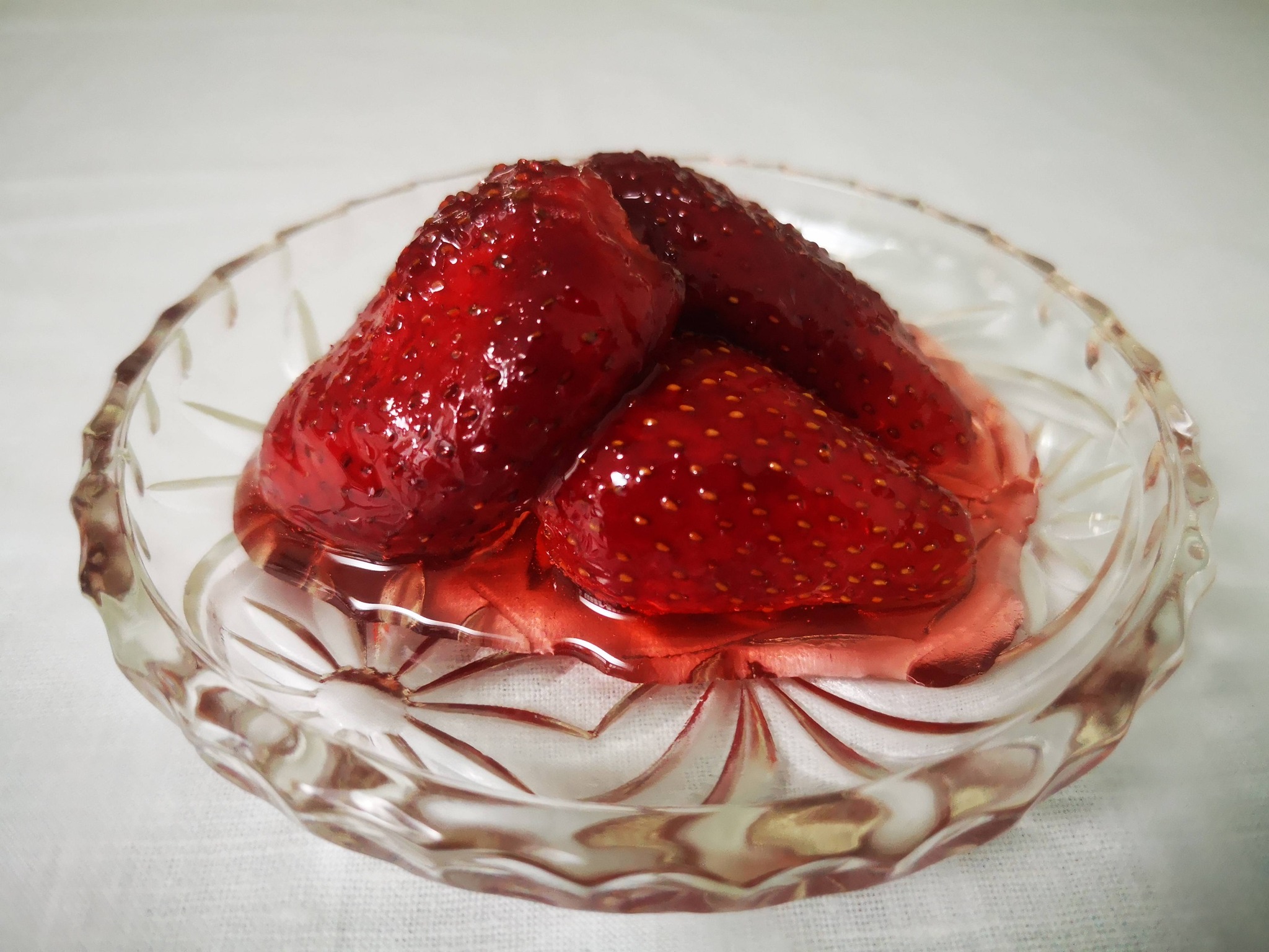 Το πιο πετυχημένο γλυκό του κουταλιού φράουλα