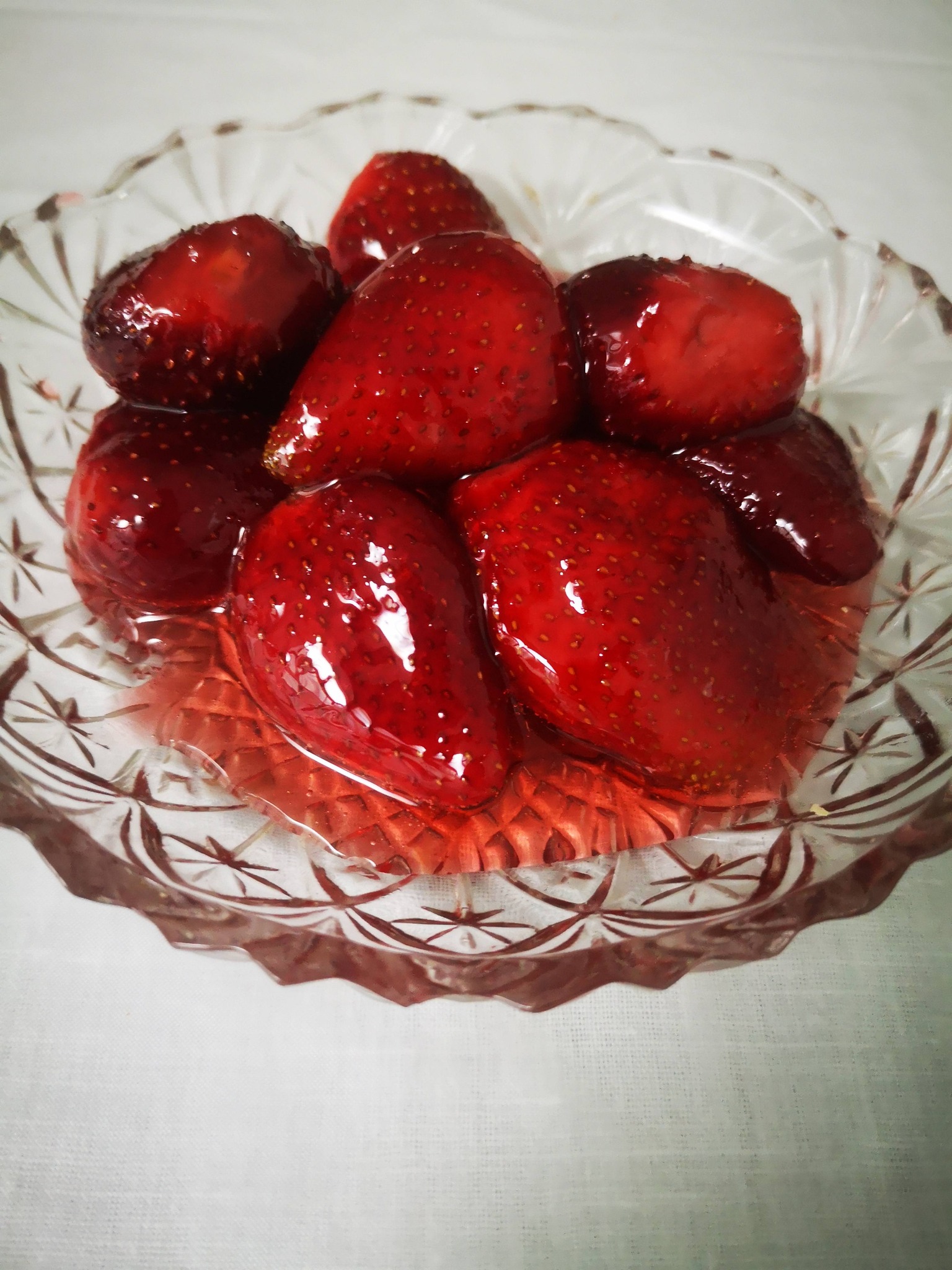 Το πιο πετυχημένο γλυκό του κουταλιού φράουλα