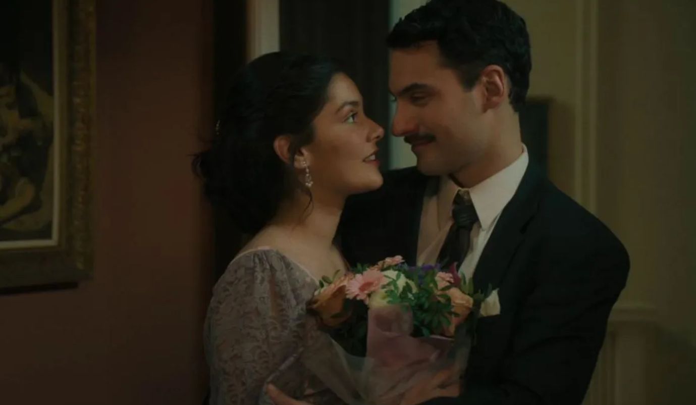 Το Σπίτι Δίπλα στο Ποτάμι: Η Μαγδαληνή ντύνεται νύφη και βάζει στον Οδυσσέα τα δύο πόδια σε ένα παπούτσι