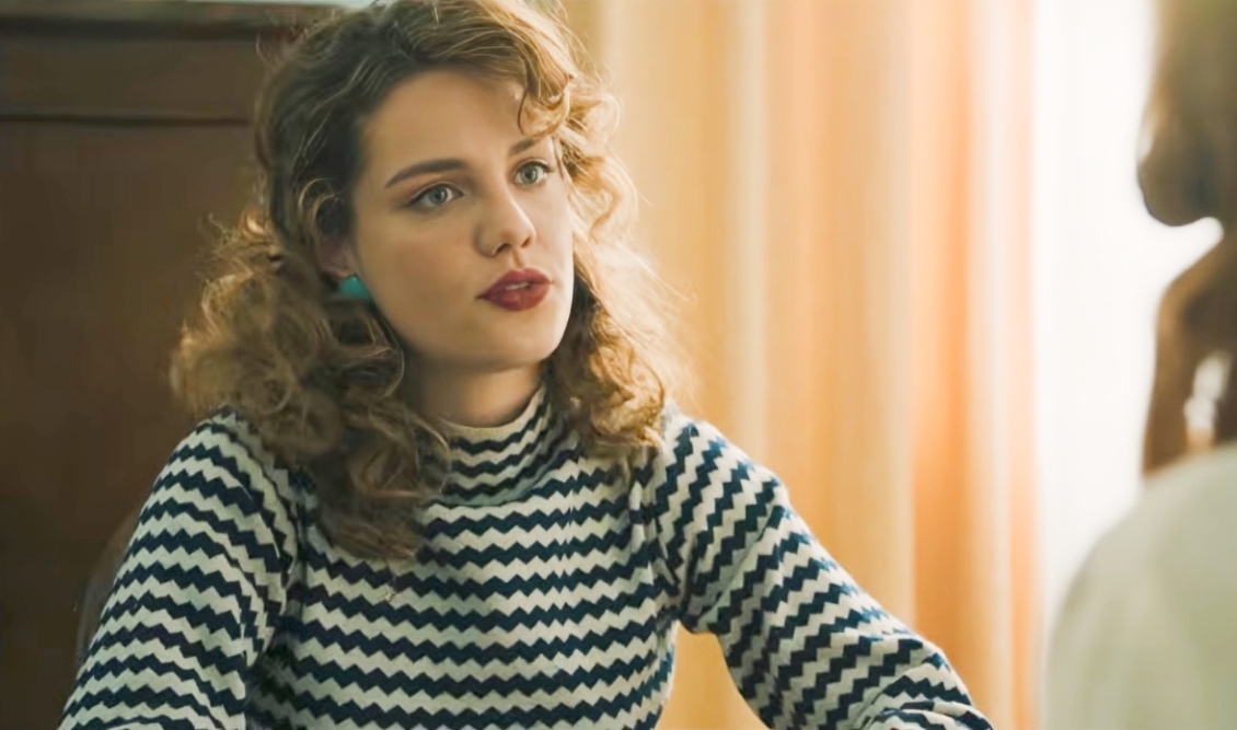 Το Σπίτι Δίπλα στο Ποτάμι-Ξένια-