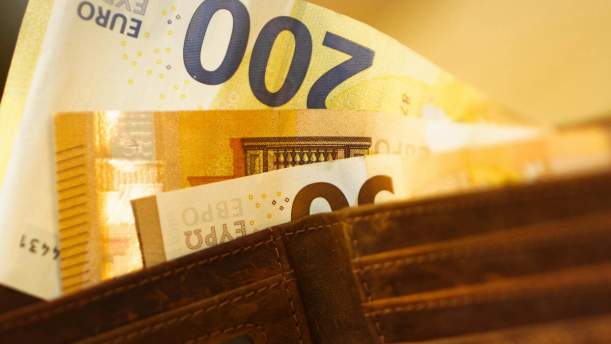 Τουρισμός για Όλους 2026: Τα πόσα που φτάνουν μέχρι τα 600 ευρώ και πότε ανοίγουν οι αιτήσεις