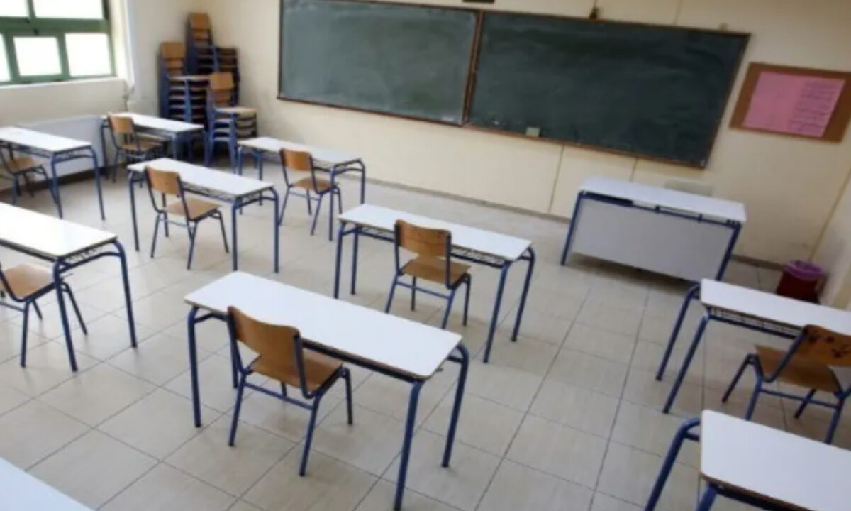 Υπουργείο Παιδείας: Εισήγηση για άνοιγμα των σχολείων από την 1η Σεπτεμβρίου