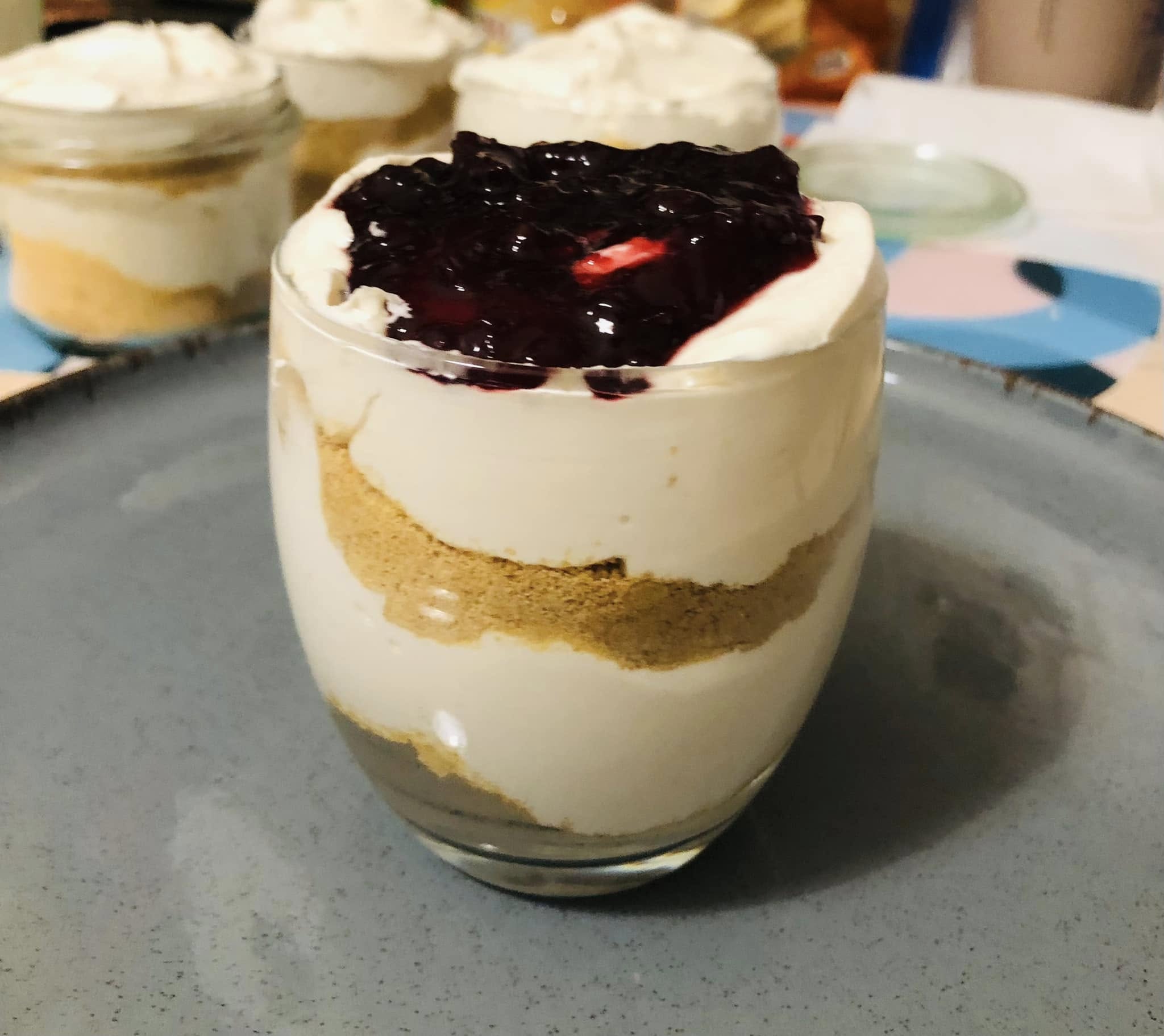 Cheesecake στο ποτήρι με γιαούρτι και cottage χωρίς ζάχαρη