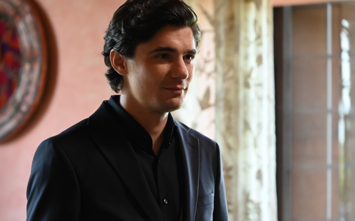 Να μ αγαπάς: Ο Καρκίνος τον τσακίζει και τον οδηγεί στον θάνατο