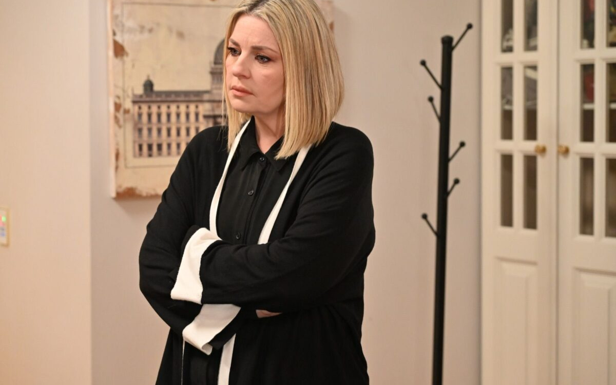 Να μ' αγαπάς: Ξεκινάει ο πόλεμος και η ζωή της κρέμεται από μία κλωστή