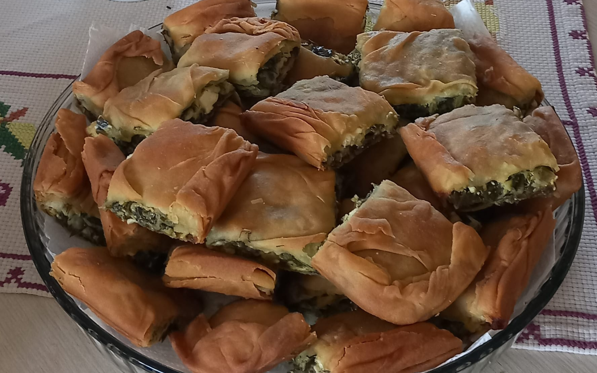 Παραδοσιακή συνταγή από τη Ρούμελη για σπανακόπιτα