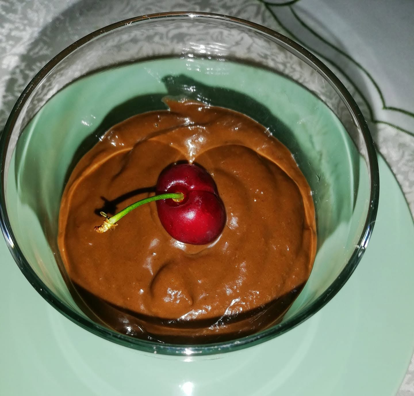 Vegan μους σοκολάτας χωρίς ζάχαρη
