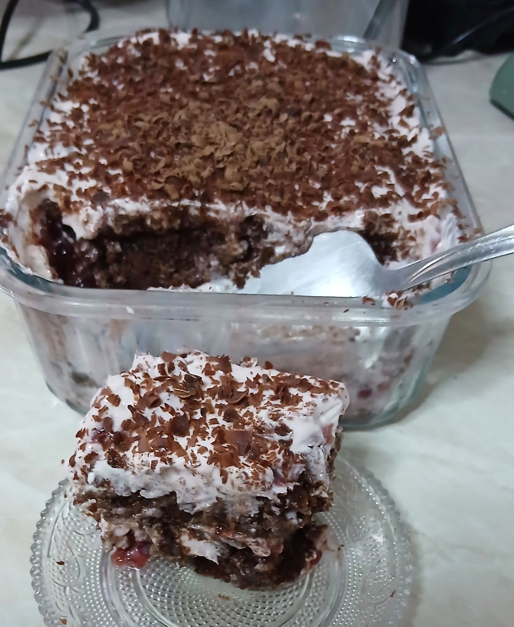 Γιαουρτογλυκό με γεύση black forrest