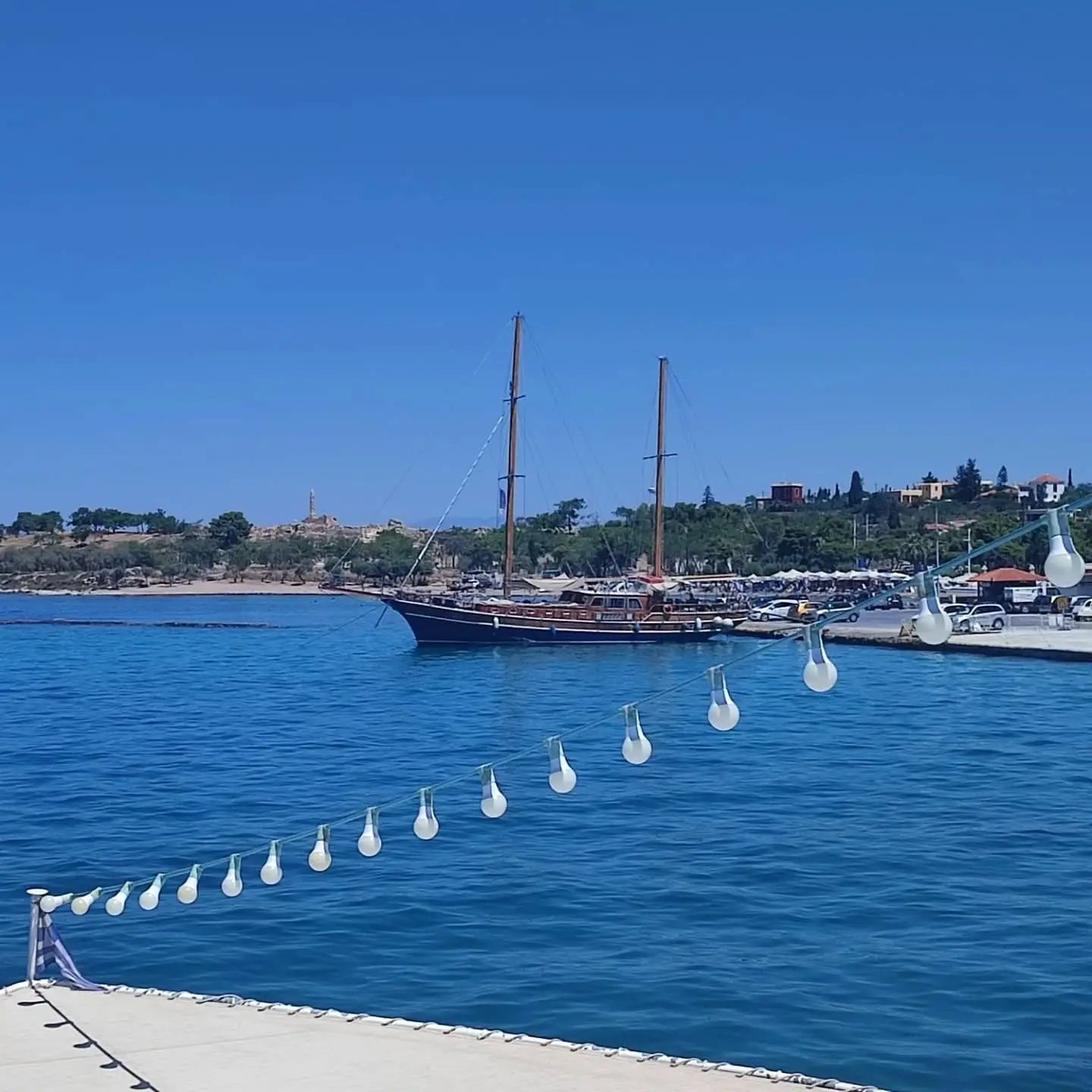 Μονοήμερη με καράβι από τον Πειραιά: 3 πανέμορφα νησιά σε λιγότερο από 2 ώρες για το Σαββατοκύριακο