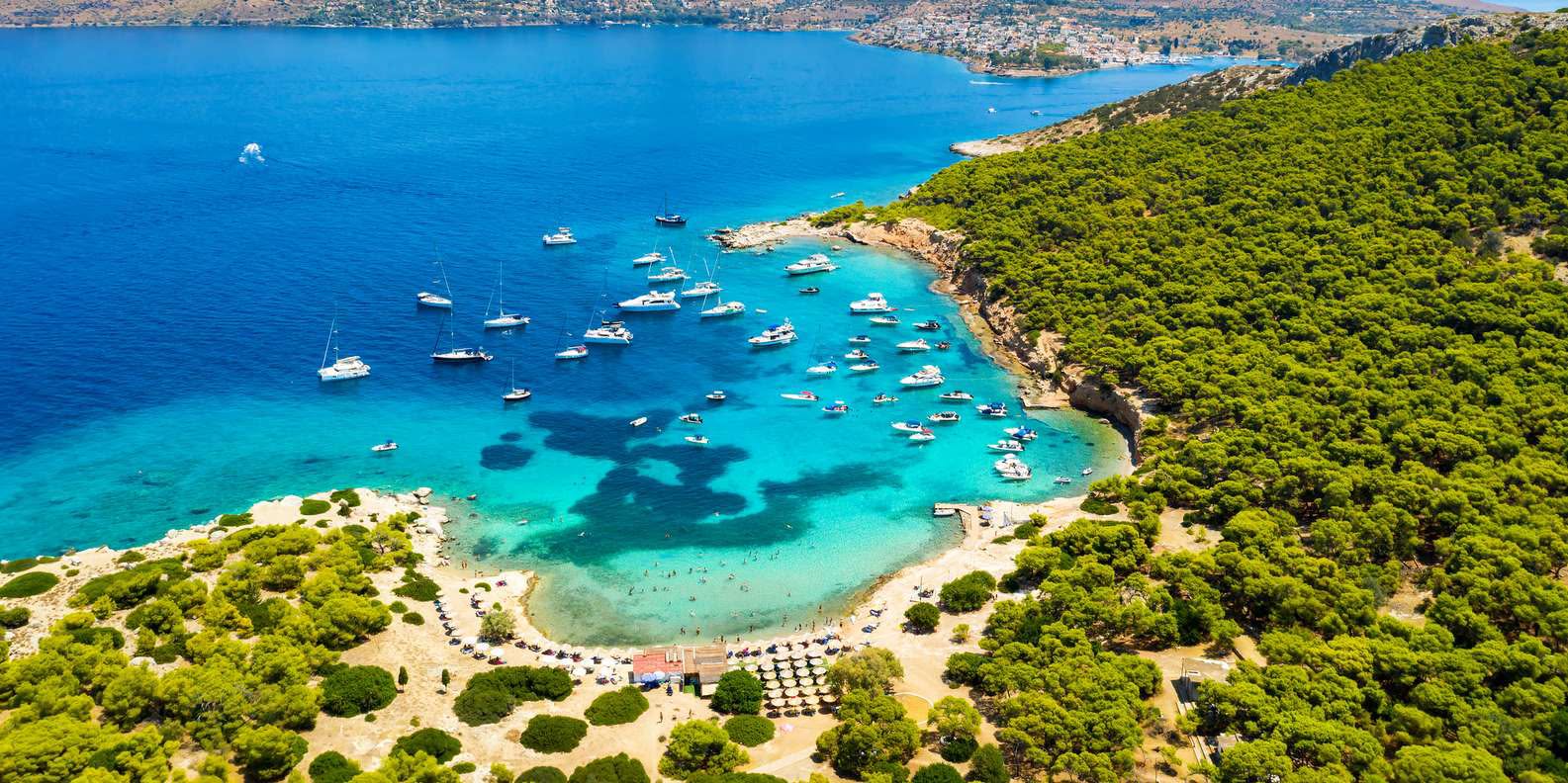 Μονοήμερη με καράβι από τον Πειραιά: 3 πανέμορφα νησιά σε λιγότερο από 2 ώρες για το Σαββατοκύριακο