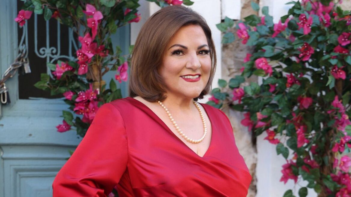 Βίκυ Σταυροπούλου: Η πρώτη της συγκινητική ανάρτηση μετά τον γάμο της κόρης της Δαναής Μπάρκα