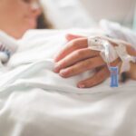 Αυξάνονται τα κρούσματα της νέας επικίνδυνης για τη ζωή λοίμωξης που συνδέεται με φρούτα και λαχανικά- Τα συμπτώματα