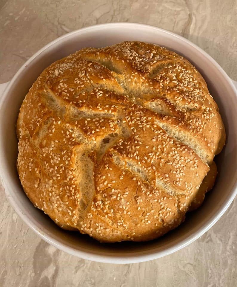 Χωριάτικο ψωμί γάστρας με κίτρινο αλεύρι