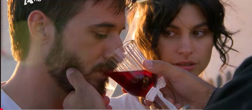 Μια Γυναίκα: Το καθηλωτικό trailer της σειράς που θα συναρπάσει