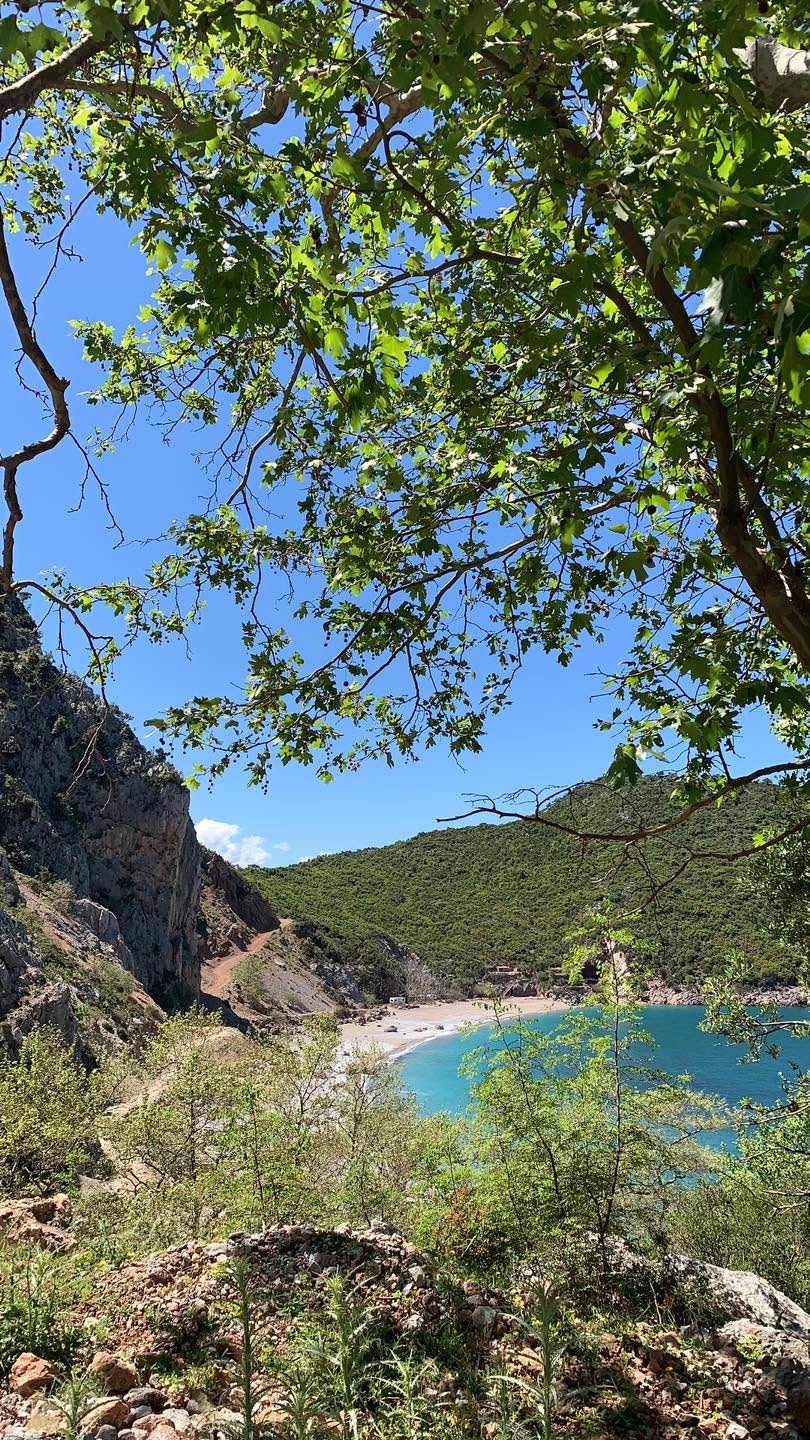 Οι κρυφές παραλίες της Εύβοιας που αξίζει να επισκεφθείς μαζί με τα παιδιά